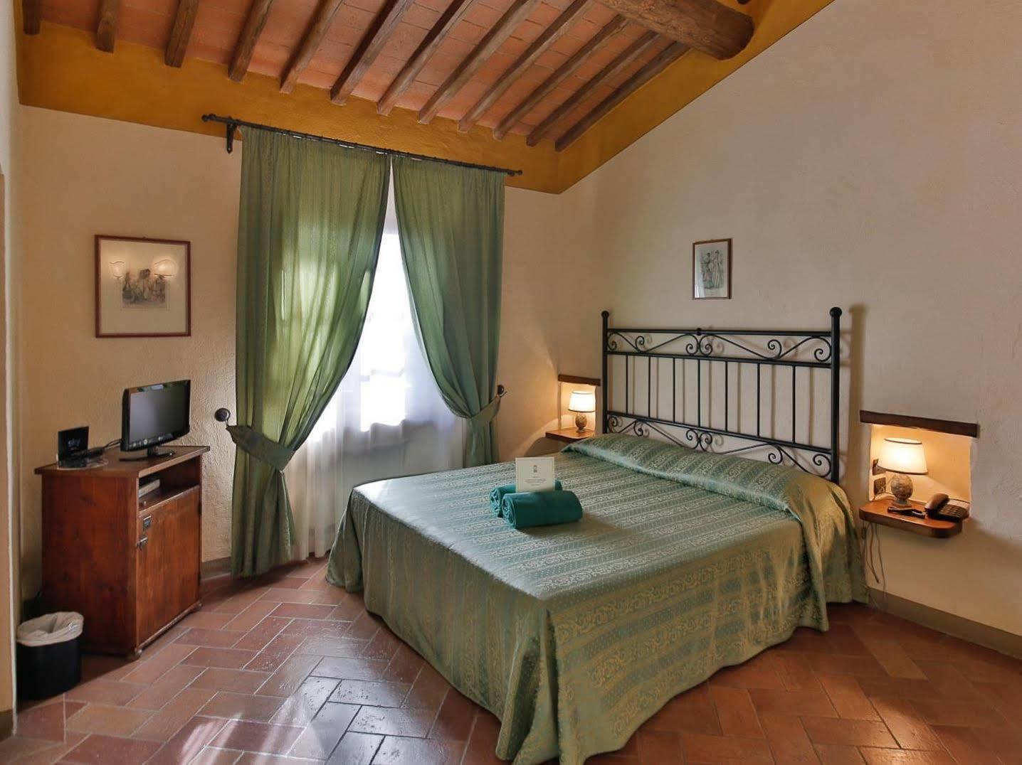 Hotel Le Pozze Di Lecchi Джайоле ин Кианти Екстериор снимка